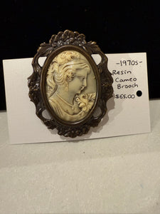 1970s Gothic Resin Cameo Brooch